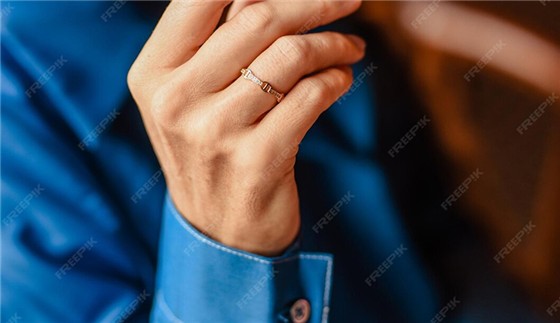 چگونه از طلا و جواهرات خود مراقبت کنیم تا همیشه بدرخشند؟